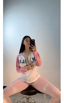 俏妞qiaoniuTT – 瑜伽裤_丽丝库