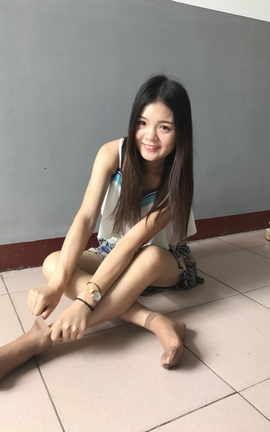 蕾蕾短丝套图-李欢_丽丝库