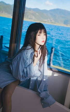 桜桃喵 蓝衬衫_丽丝库