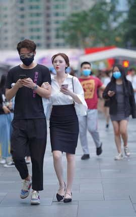 精选街拍作品 NO.1479 黑色职业裙美女_丽丝库