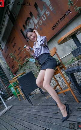 慕丝女郎MussGirl NO.142 户外制服肉丝_丽丝库