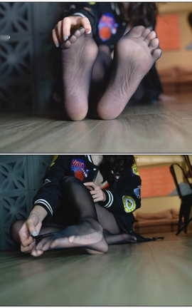 Limerence原创 NO.008 性感妹子近距离撕扯黑丝袜 part2[1920X1080 7分35秒]_丽丝库