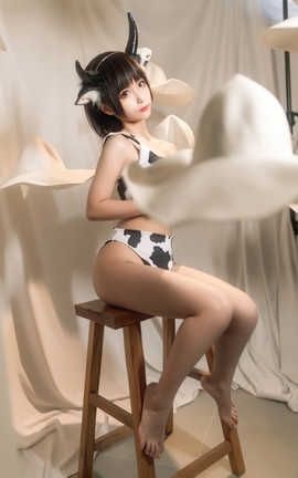 蠢沫沫 蠢沫沫 NO.082 花花牛_丽丝库