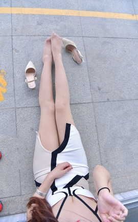 精选街拍作品 NO.1039 小海街拍作品 车展把车模小姐姐带出展厅会发生什么 part3_丽丝库