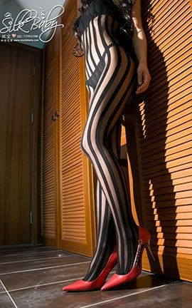 丝宝SilkBaby大尺度丝袜写真 VIP套图No.004_丽丝库