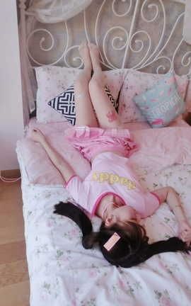 H工口小学生赛高酱 2019新年快乐：粉红水手服_丽丝库