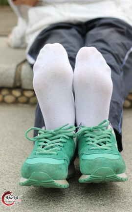 誉铭传媒(中学生棉袜套图)《九十三》_丽丝库