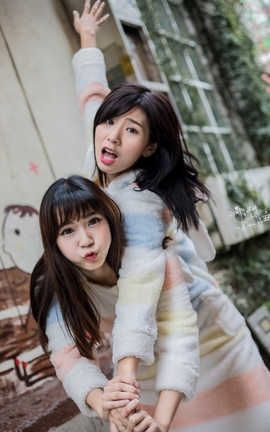 台湾网美 Wangmei 萨托梦游走东海艺术街_时尚风格#0049_丽丝库