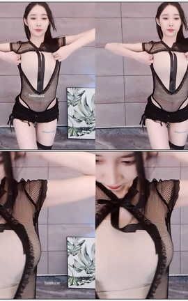 虎牙 暖暖(周童潼)-直播 魔法书福利 V372[1920X1080][2分21秒]_丽丝库