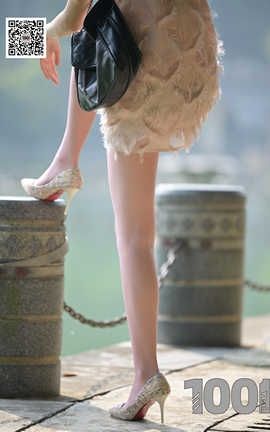 异思趣向IESS 一千零一夜 Vol.103  模特：腿腿《邂逅1》_丽丝库