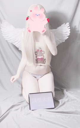 甄选系列 Twitter 穷穷酱 qiongqiong520