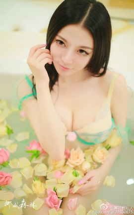 翻版刘诗诗慕羽茜网络走红微博图集_丽丝库