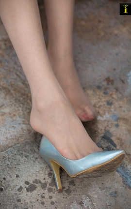 异思趣向IESS 丝享家  2019.11.15  No.618 羽西《羽西男人装外套》_丽丝库