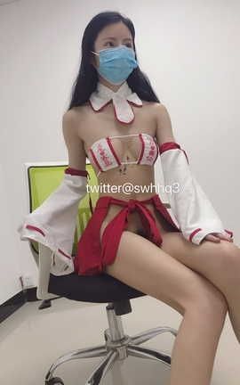 推特 swhhq31 02红衣cos_丽丝库