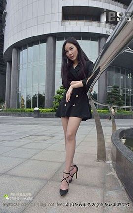 异思趣向IESS美足写真 丝享家013 欣欣《换上丝袜上班去！》_丽丝库