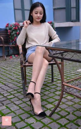 异思趣向IESS 普惠集 No.101 - 诗琪 - 路遇手机上瘾小姐姐_丽丝库