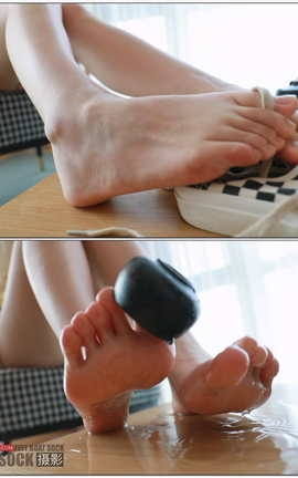 爱美足MZSOCK NO.222 美琳[1920X1080 8分47秒]_丽丝库