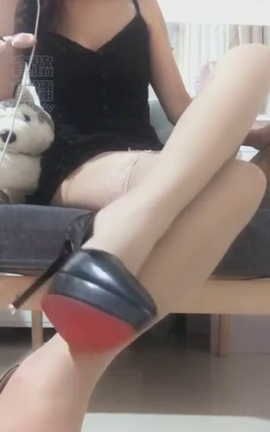 套路直播-若依-丝袜的极致诱惑[368X640][14分8秒]_丽丝库