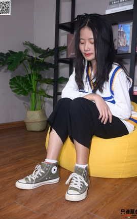 只糖棉袜 VOL.198 周子琪 陷落美好_丽丝库