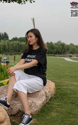 物恋传媒 No.021 菲菲 足控的经典，匡威_丽丝库