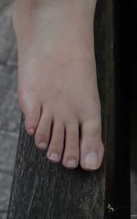 Pary摄影 NO.019 大美女慧婷雪白美脚第二季_丽丝库