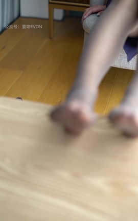 壹吻映画 YW009《梦梦-蓝色职业装 》[1080X1920 4分26秒]_丽丝库