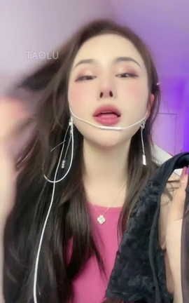 套路直播-三三 耳机党 实名制 榨[540X960][53分55秒]_丽丝库