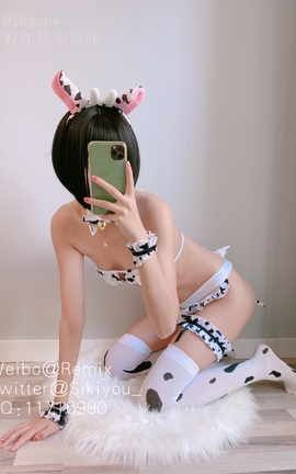 草莓味的软糖呀-小奶牛_丽丝库