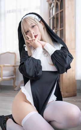 白烨 被xx的修女_丽丝库