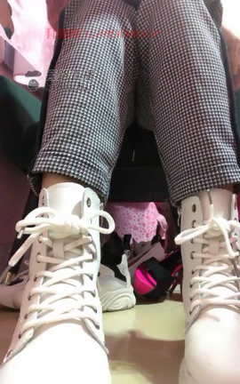 套路直播-兰儿小主-儿媳调老公和婆婆[720X1280 29分5秒]_丽丝库