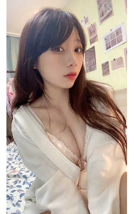 usejan（蓝蓝）白色连帽衫_丽丝库