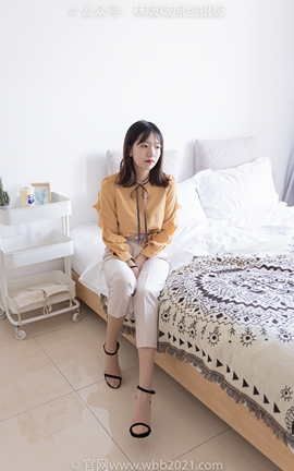 袜啵啵BoBoSocks NO.240 小甜豆-三双高跟鞋、肉丝、裸足_丽丝库