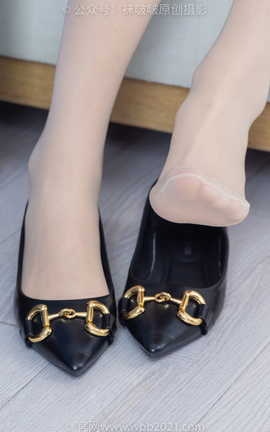 袜啵啵BoBoSocks NO.358 芝士-平底鞋、板鞋、肉丝、厚黑丝_丽丝库