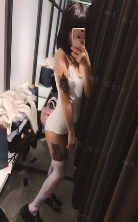 福利图 萌犬1只-VIP收費图包视频_丽丝库