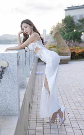 王馨瑶Yanni – 内购无水印 白色裙子灰色旗袍_丽丝库