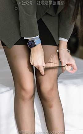 袜啵啵BoBoSocks NO.179 小甜豆-OL制服、高跟鞋、黑丝（脚尖透明款）、撕丝袜剧情_丽丝库