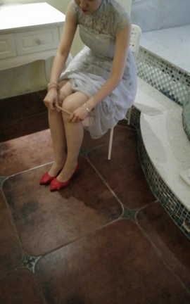 思话SiHua视频 SH013 落跑新娘 露露1[1280X720][38秒]_丽丝库