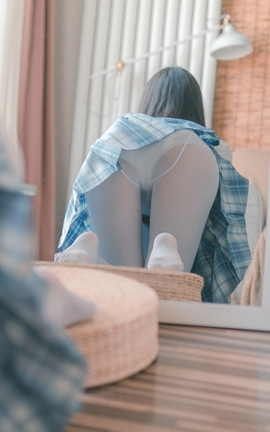 Twitter-小离.XiaoLi66666666_丽丝库