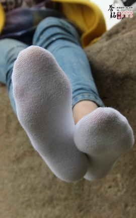 誉铭传媒(中学生棉袜套图)《四十九》_丽丝库