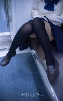 软软趴在床单上(铃木美咲)-制服少女的真正心情_丽丝库