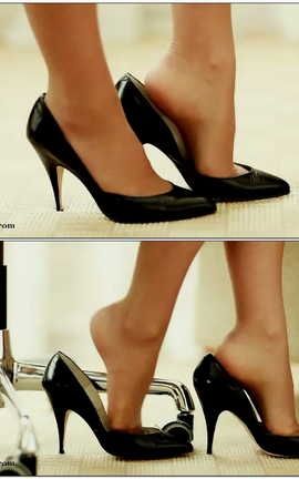 Feetweek 国外黑丝美足视频写真 FW_027[640X360][2分20秒]_丽丝库