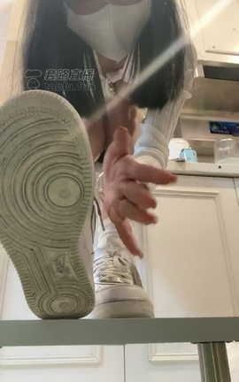 套路直播-阿月-超清版 鞋底踩踏羞辱 辱骂你[720X1280][36分29秒]_丽丝库