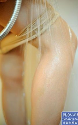 街拍VIP无圣光原创丝袜写真-狡猾的野猫-85041_丽丝库