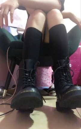 套路直播-兰儿小主-rush催眠控[368X640 2分2秒]_丽丝库