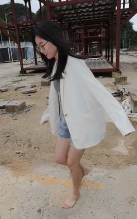 Pary摄影 NO.018 珊珊创意产业园吊带赤脚_丽丝库