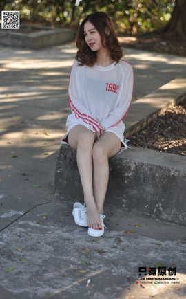 只糖棉袜 VOL.005 婷婷  运动风小白鞋_丽丝库