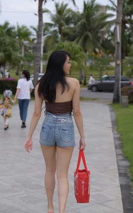 精选街拍作品 NO.1120 一始街拍作品 牛仔热裤美女 part1_丽丝库