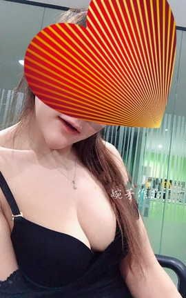 婉芳作品-有点害羞_丽丝库